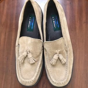 LL Bean Genuine Leather Lined Moccasins Tan